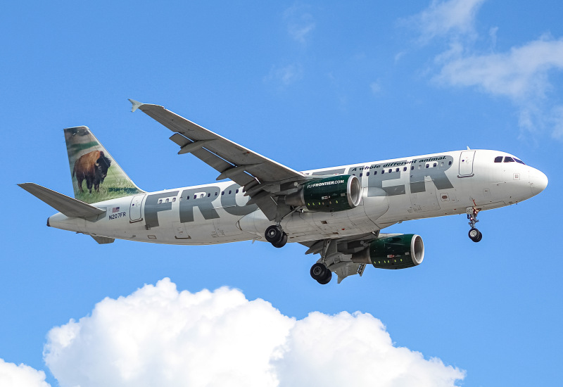 Photo of N207FR - Frontier Airlines Airbus A320 at MKE on AeroXplorer Aviation Database