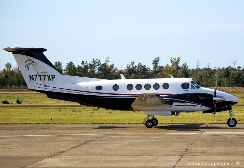 Photo of N777XP - PRIVATE Beechcraft King Air 300 at KLCH on AeroXplorer Aviation Database