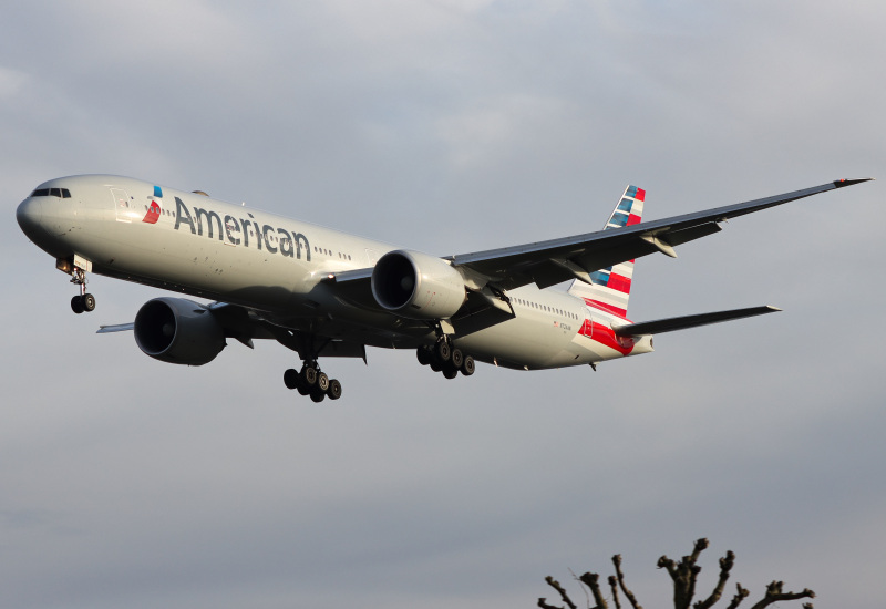 Photo of N724AN - American Airlines Boeing 777-300ER at LHR on AeroXplorer Aviation Database