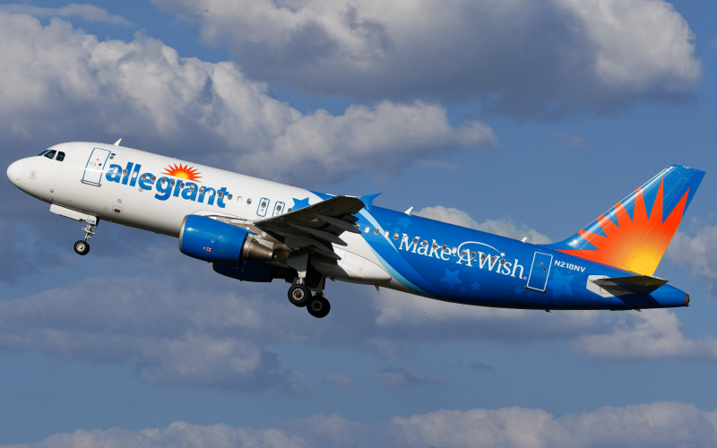 Photo of N218NV - Allegiant Air Airbus A320 at PIE on AeroXplorer Aviation Database