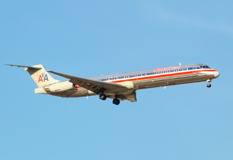Photo of N/A - American Airlines McDonnell Douglas MD-82 at DFW on AeroXplorer Aviation Database