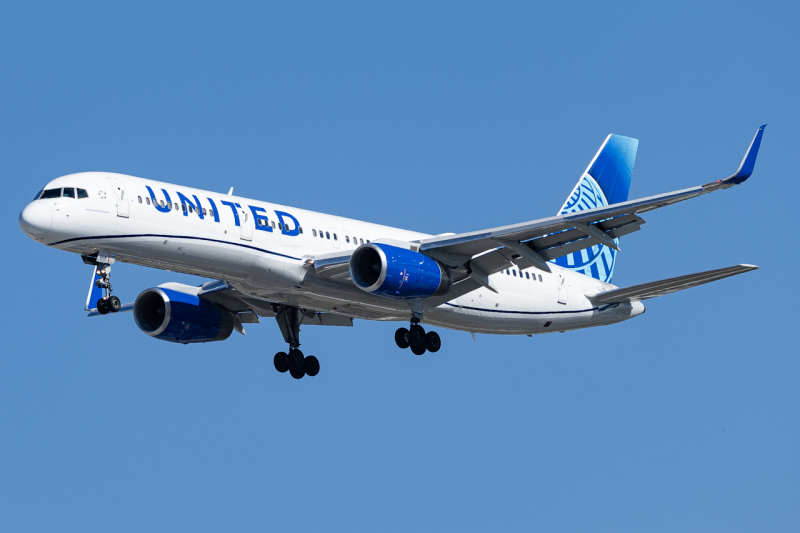 Photo of N21108 - United Airlines Boeing 757-200 at TPA on AeroXplorer Aviation Database