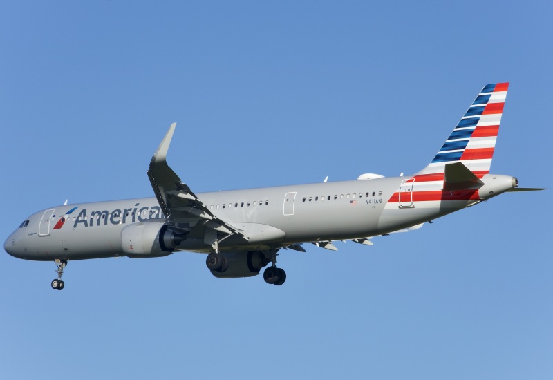 Photo of N411AN - American Airlines Airbus A321NEO at MCO on AeroXplorer Aviation Database