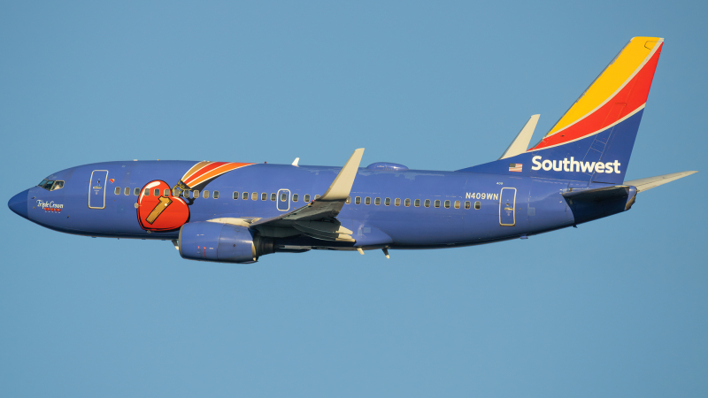 Photo of N409WN - Southwest Airlines Boeing 737-700 at DCA on AeroXplorer Aviation Database