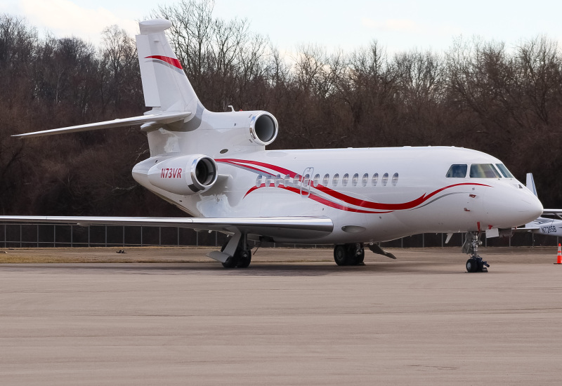 Photo of N73VR - PRIVATE  Dassault Falcon 7X at LUK on AeroXplorer Aviation Database