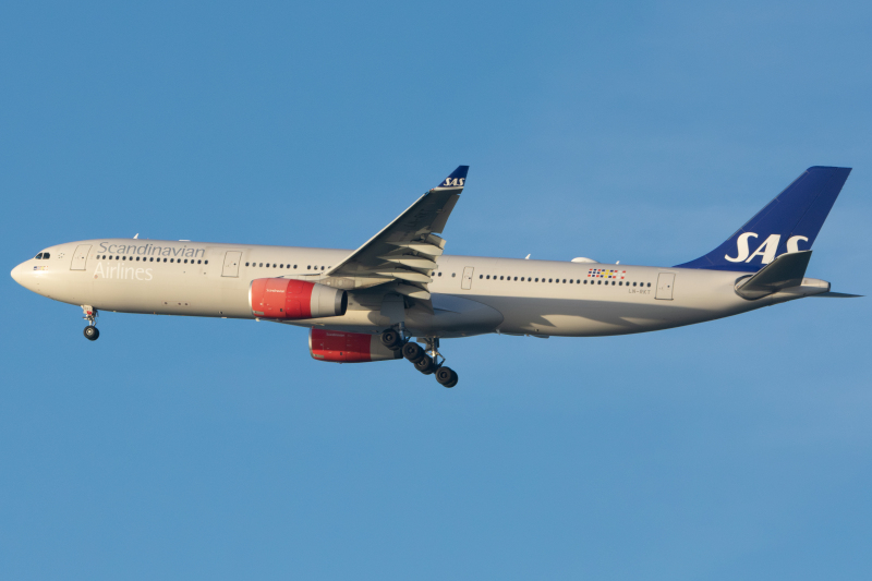 Photo of LN-RKT - Scandinavian Airlines Airbus A330-300 at SFO on AeroXplorer Aviation Database