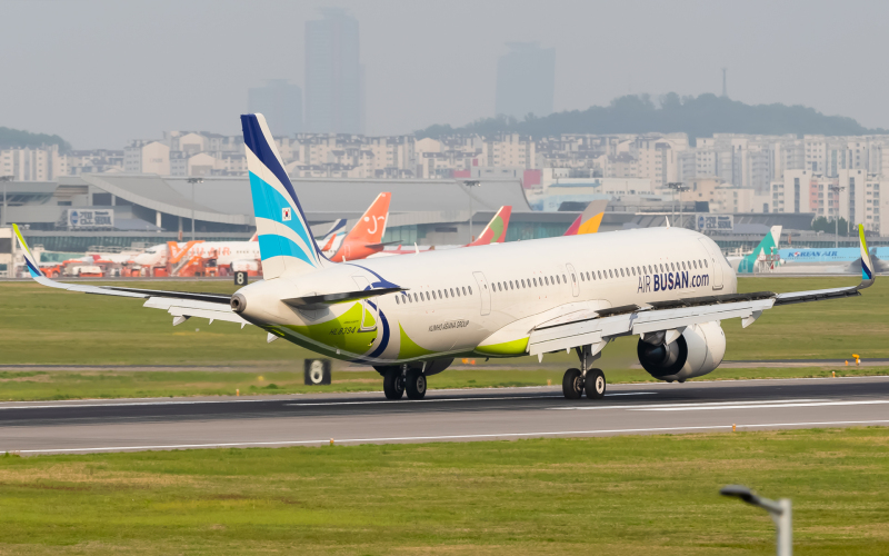Photo of HL8394 - Air Busan Airbus A321LR at GMP on AeroXplorer Aviation Database