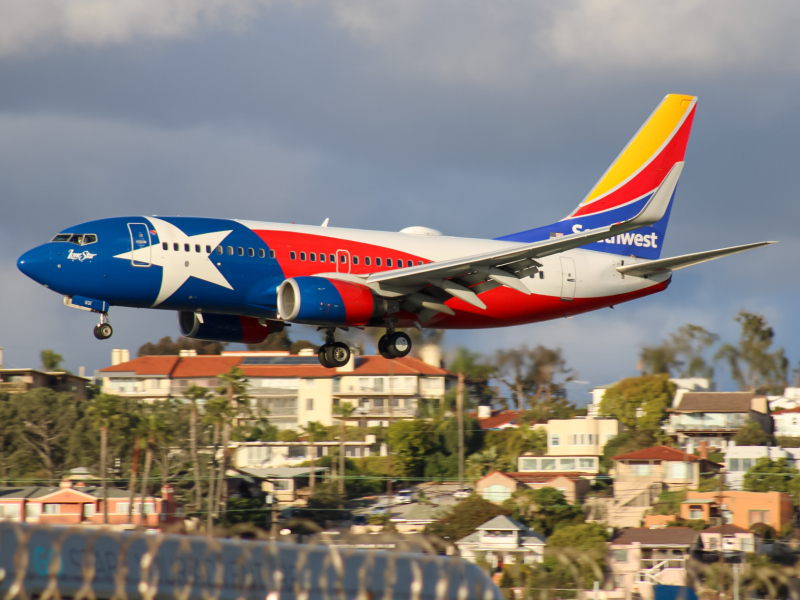 Photo of N931WN - Southwest Boeing 737-700 at SAN on AeroXplorer Aviation Database