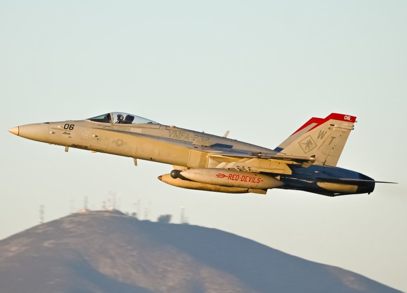 Photo of 164709 - USMC - United States Marine Corp McDonnel Douglas F/A-18 Hornet at SDM on AeroXplorer Aviation Database