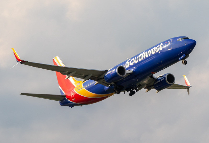 Photo of N8535V - Southwest Airlines Boeing 737-800 at BWI on AeroXplorer Aviation Database