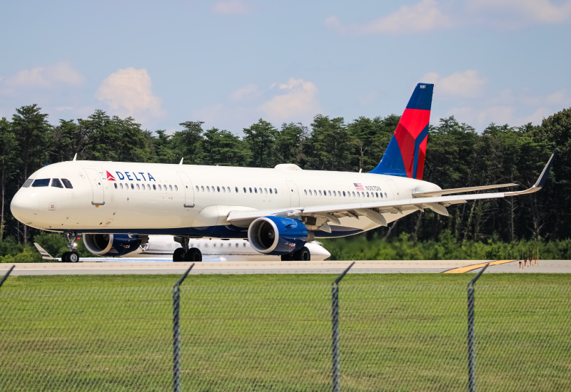Photo of N387DN - Delta Airlines Airbus A321-200 at BWI on AeroXplorer Aviation Database