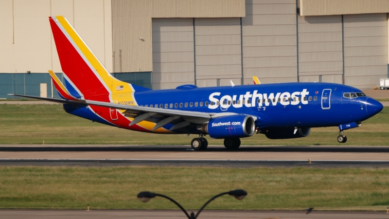 Photo of N776WN - Southwest Airlines Boeing 737-700 at OKC on AeroXplorer Aviation Database