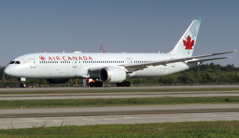 Photo of C-FGDZ - Air Canada Boeing 787-9 at MCO on AeroXplorer Aviation Database