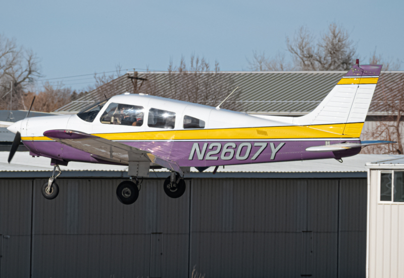 Photo of N2607Y - PRIVATE Piper PA-28 at LMO on AeroXplorer Aviation Database