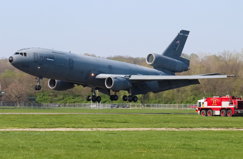 Photo of 84-0191 - USAF - United States Air Force McDonnell Douglas KC-10 Extender at FFO on AeroXplorer Aviation Database