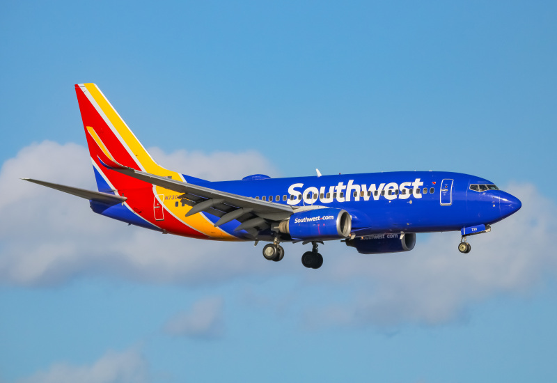 Photo of N730SW - Southwest Airlines Boeing 737-700 at MCO on AeroXplorer Aviation Database