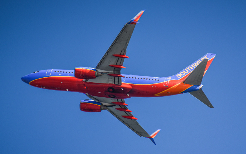 Photo of N264WN - Southwest Airlines Boeing 737-700 at BOS on AeroXplorer Aviation Database