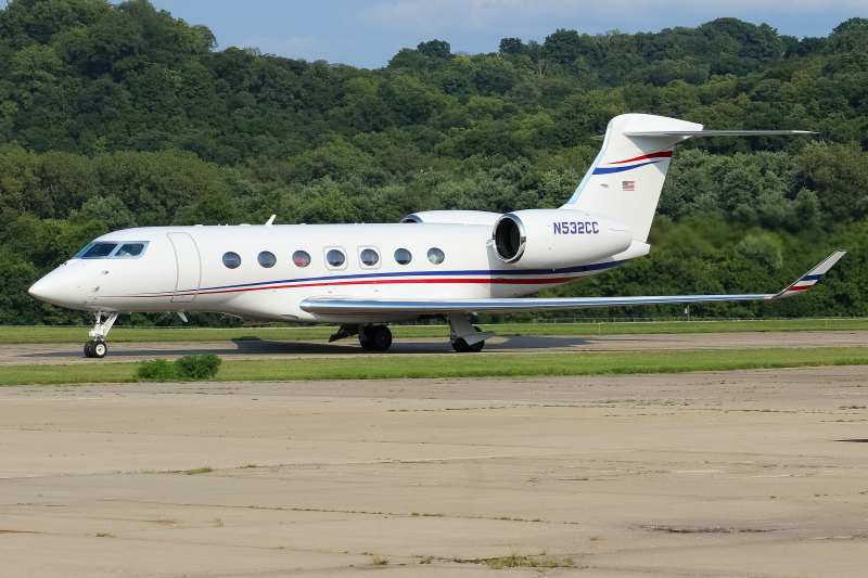 Photo of N532CC - PRIVATE  Gulfstream G650 at LUK on AeroXplorer Aviation Database