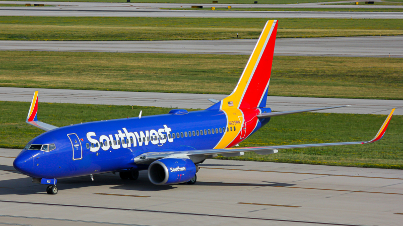 Photo of N932WN - Southwest Airlines Boeing 737-700 at CMH on AeroXplorer Aviation Database