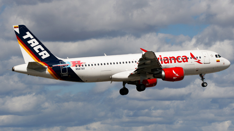 Photo of N567AV - Avianca Airbus A320 at MIA on AeroXplorer Aviation Database