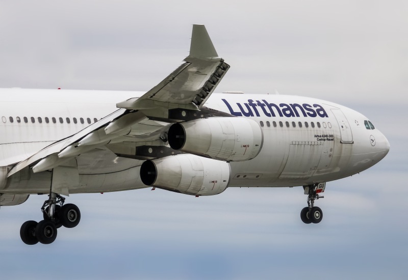 Photo of D-AIGU - Lufthansa Airbus A340-300 at PHL on AeroXplorer Aviation Database