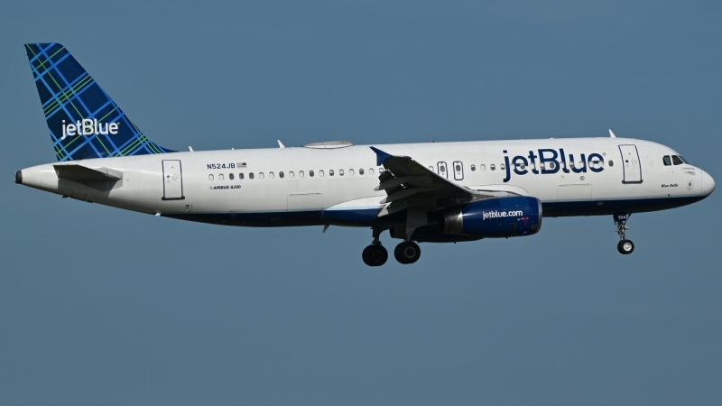 Photo of N524JB - JetBlue Airways Airbus A320 at MCO on AeroXplorer Aviation Database