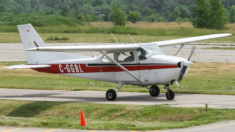 Photo of C-GGBL - Sportsflight Airways Cessna 172 at CZBA on AeroXplorer Aviation Database