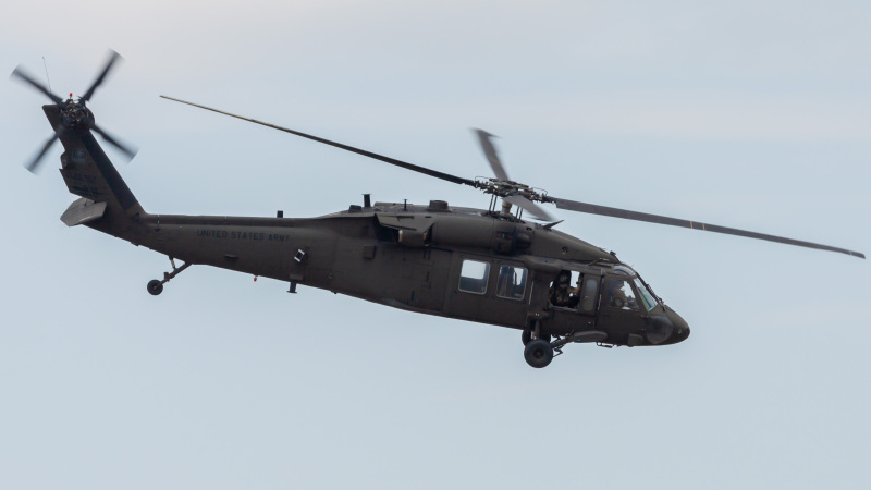 Photo of 00-25262 - US Army Sikorsky UH-60 Blackhawk at EFD on AeroXplorer Aviation Database