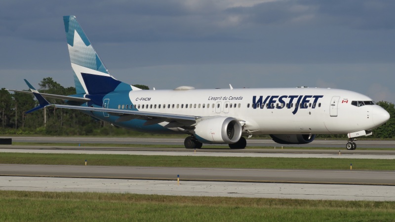 Photo of C-FHCM - WestJet Boeing 737 MAX 8 at MCO on AeroXplorer Aviation Database