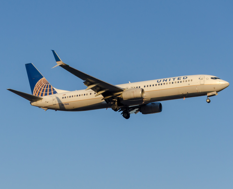 Photo of N67846 - United Airlines Boeing 737-900 at EWR on AeroXplorer Aviation Database
