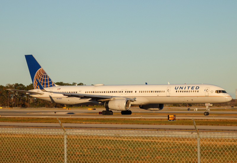 Photo of N75851 - United Airlines Boeing 757-300 at MCO on AeroXplorer Aviation Database