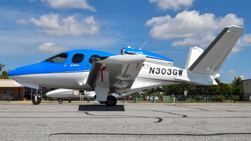 Photo of N303GW - PRIVATE Cirrus Vision Jet at ARB on AeroXplorer Aviation Database