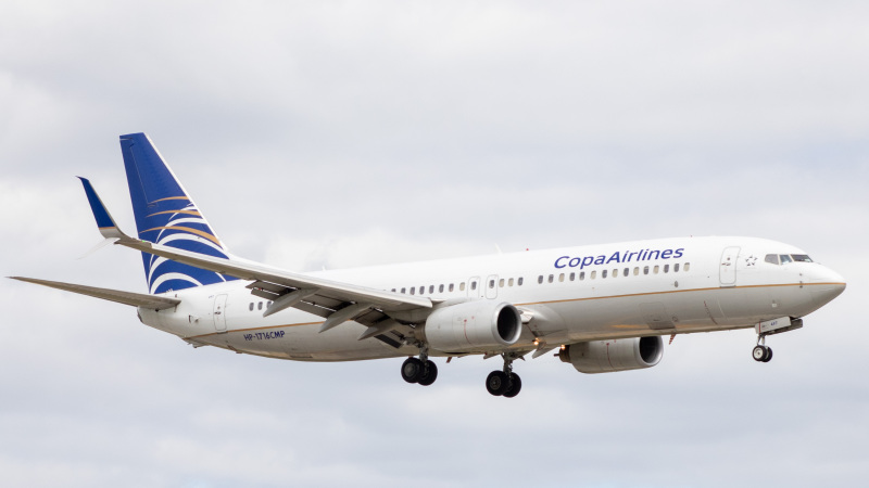 Photo of HP-1716CMP - Copa Airlines  Boeing 737-800 at MIA on AeroXplorer Aviation Database