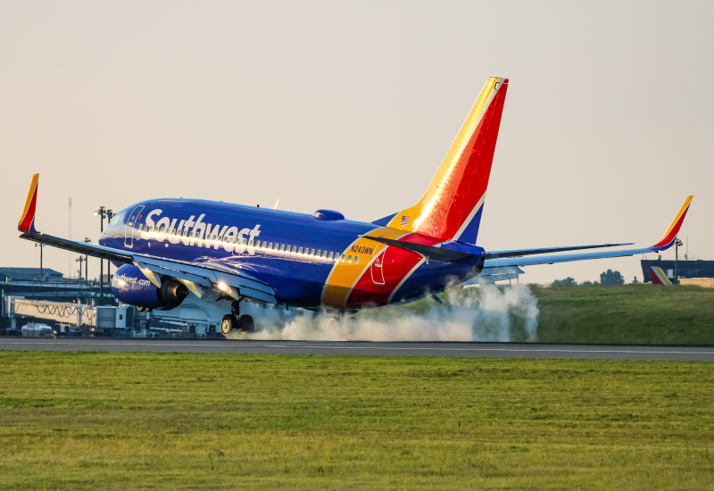 Photo of N243WN - Southwest Airlines Boeing 737-700 at BWI on AeroXplorer Aviation Database