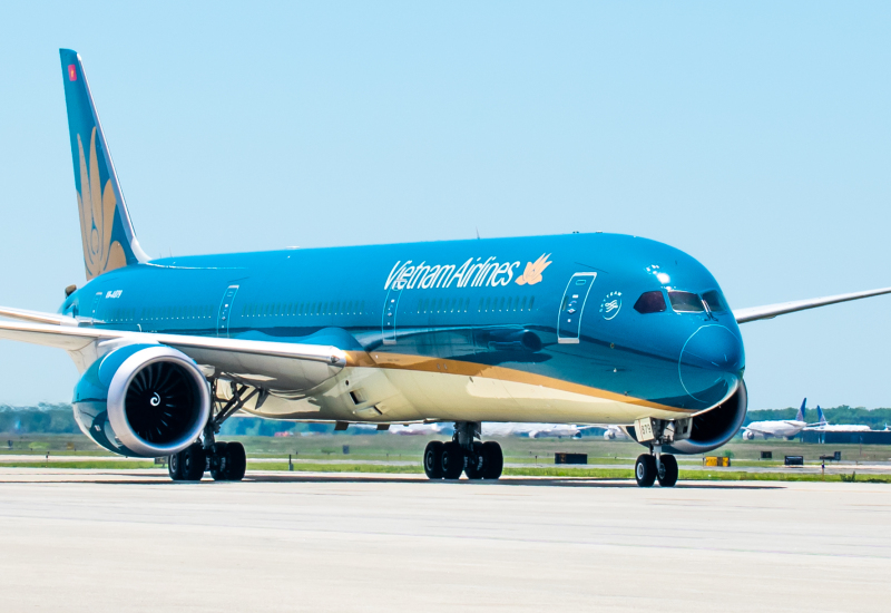 Photo of VN-A879 - Vietnam Airlines  Boeing 787-10 at IAD on AeroXplorer Aviation Database