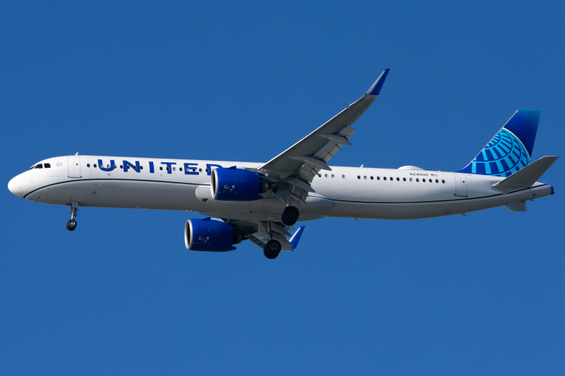 Photo of N24505 - United Airlines Airbus A321NEO at SFO on AeroXplorer Aviation Database