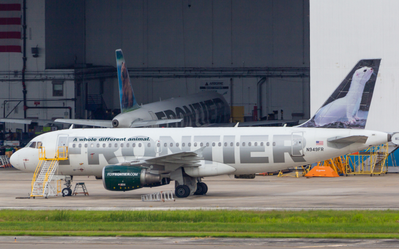 Photo of N949FR - Frontier Airlines Airbus A319 at TPA on AeroXplorer Aviation Database