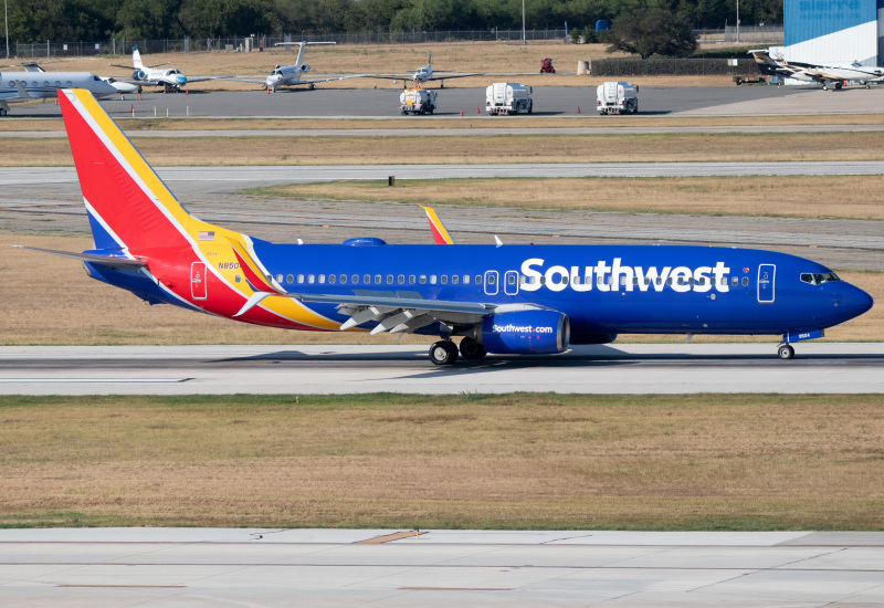 Photo of N8504G - Southwest Airlines Boeing 737-800 at SAT on AeroXplorer Aviation Database