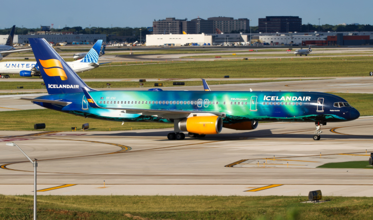 Photo of TF-FIU - Icelandair  Boeing 757-200 at ORD on AeroXplorer Aviation Database