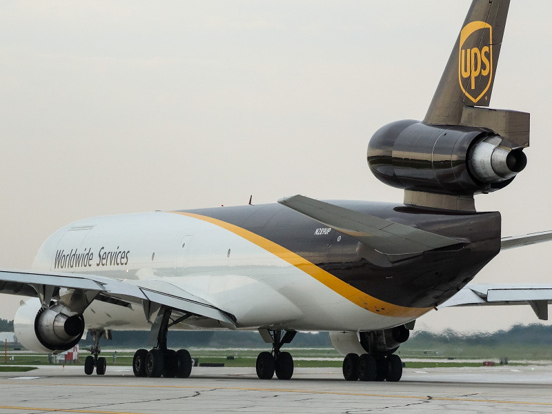 Photo of N289UP - United Parcel Service McDonnell Douglas MD-11F at MKE on AeroXplorer Aviation Database