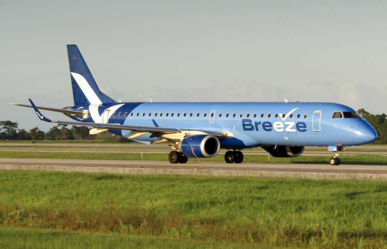 Photo of N190BZ - Breeze Airways Embraer E195 at MCO on AeroXplorer Aviation Database