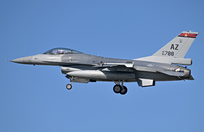 Photo of 93-0788 - USAF - United States Air Force General Dynamics F-16 Fighting Falcon at NZY on AeroXplorer Aviation Database