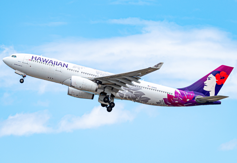 Photo of N381HA - Hawaiian Airlines Airbus A330-200 at HNL on AeroXplorer Aviation Database