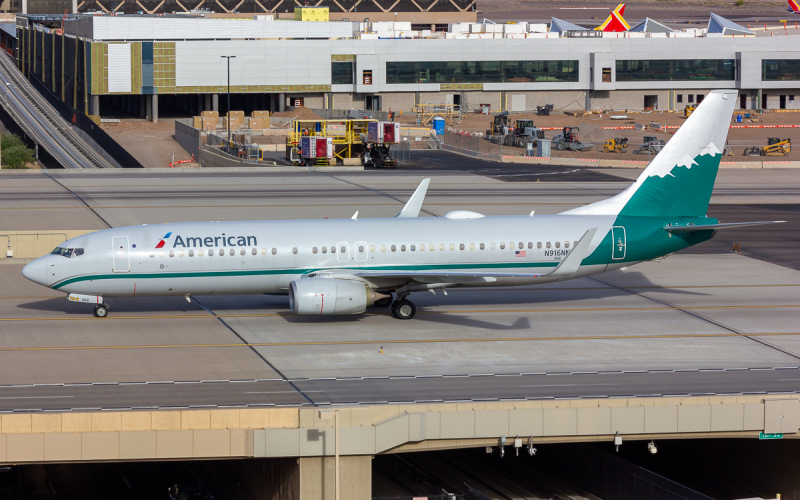 Photo of N916NN - American Airlines Boeing 737-800 at PHX on AeroXplorer Aviation Database