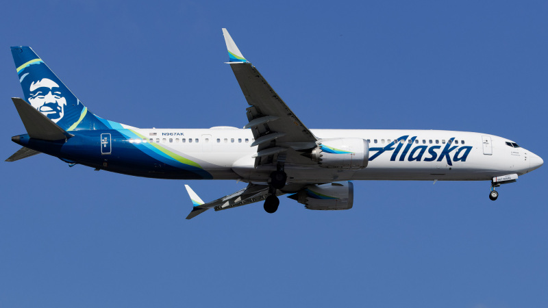 Photo of N967AK - Alaska Airlines Boeing 737 MAX 9 at TPA on AeroXplorer Aviation Database