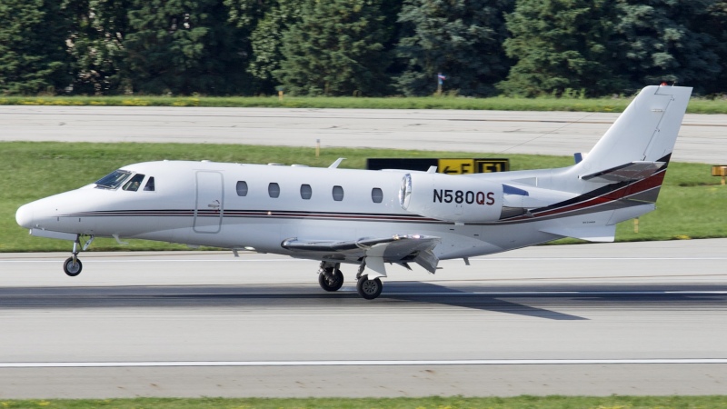 Photo of N580QS - NetJets Cessna 560XLS Citation Excel at CMH on AeroXplorer Aviation Database