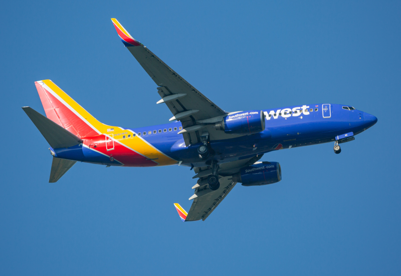 Photo of N411WN - Southwest Airlines Boeing 737-700 at BWI on AeroXplorer Aviation Database