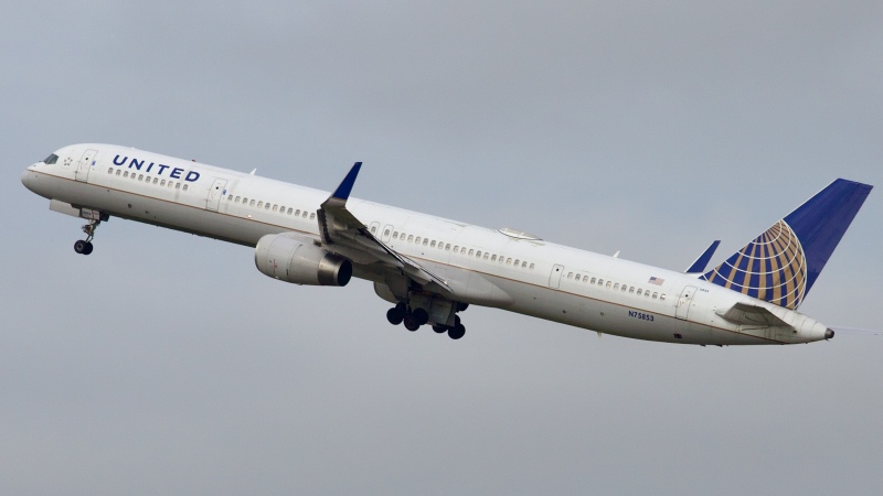 Photo of N75853 - United Airlines Boeing 757-300 at IAH on AeroXplorer Aviation Database