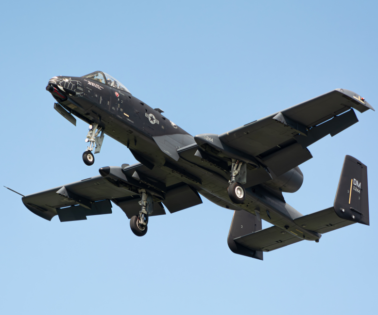 Photo of 80-0244 - USAF - United States Air Force Fairchild A-10 Thunderbolt at BKL on AeroXplorer Aviation Database