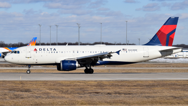 Photo of N344NW - Delta Airlines Airbus A320 at GRR on AeroXplorer Aviation Database